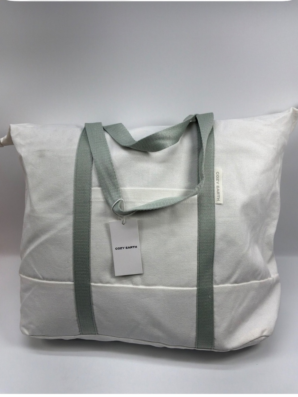COZY EARTH Canvas TOTE WHITE with Sage Green Straps/ tote only new